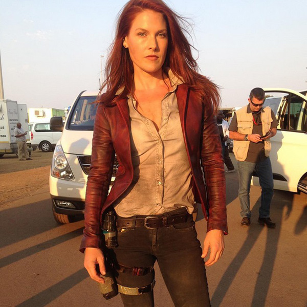 2 สาวโหดแห่งผีชีวะ Resident Evil 6 เผยภาพใหม่จากกองถ่าย 2 สาวโหดแห่งผีชีวะ Resident Evil 6 เผยภาพใหม่จากกองถ่าย