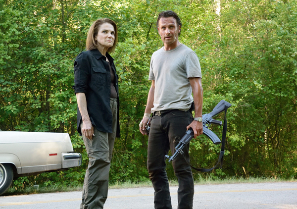 เรื่องย่อ The Walking Dead 6 เรื่องย่อ The Walking Dead 6