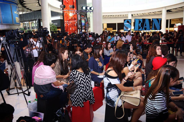 หลอนจัดเต็ม ฌอห์ณ จินดาโชติ นำทีมเปิดตัว มอญซ่อนผี