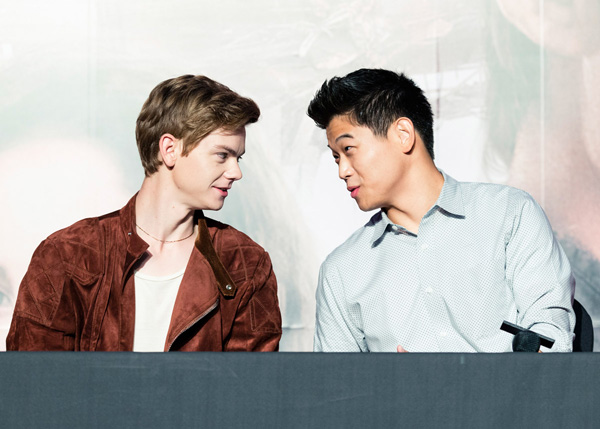 เมาท์กันเอง ! โทมัส-คีฮงลี เผยเบื้องหลังสุดหินใน Maze Runner 2 เมาท์กันเอง ! โทมัส-คีฮงลี เผยเบื้องหลังสุดหินใน Maze Runner 2