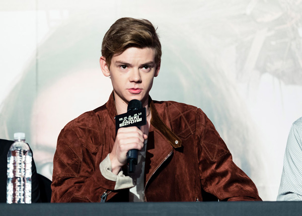 เมาท์กันเอง ! โทมัส-คีฮงลี เผยเบื้องหลังสุดหินใน Maze Runner 2 เมาท์กันเอง ! โทมัส-คีฮงลี เผยเบื้องหลังสุดหินใน Maze Runner 2