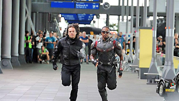 บัคกี้ ฟัลคอน ร่วมถ่ายทำ Captain America 3 พร้อมแบ่งทีมสงครามฮีโร่ บัคกี้ ฟัลคอน ร่วมถ่ายทำ Captain America 3 พร้อมแบ่งทีมสงครามฮีโร่