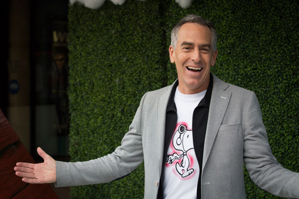 ผู้กำกับ สตีฟ มาร์ติโน่ ร่วมงาน The Peanuts Movie - London Special Screening เพื่อระดมทุนการกุศล