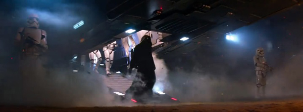 ไคโล เรน โชว์พลังในสปอตล่าสุด Star Wars : The Force Awakens ไคโล เรน โชว์พลังในสปอตล่าสุด Star Wars : The Force Awakens