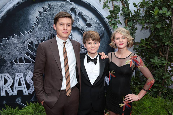 Jurassic World สร้างต่อแบบไตรภาค สตูดิโอปล่อยไฟเขียว Jurassic World สร้างต่อแบบไตรภาค สตูดิโอปล่อยไฟเขียว