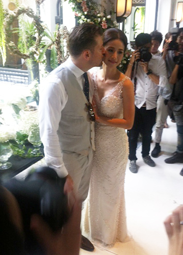 น้ำฝน แต่งงาน น้ำฝน แต่งงาน