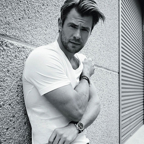 คนดังชายกล้ามใหญ่ คนดังชายกล้ามใหญ่