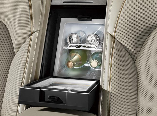 Audi A8 L Chauffeur Audi A8 L Chauffeur