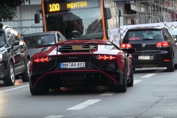 Lamborghini Aventador SV Lamborghini Aventador SV
