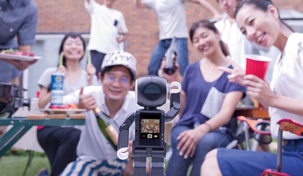 หุ่นยนต์ Robohon หุ่นยนต์ Robohon