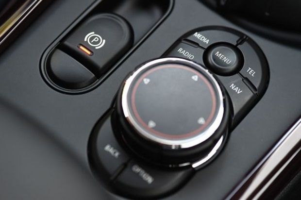 MINI Clubman 2016 MINI Clubman 2016