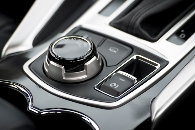 mitsubishi pajero 2015 mitsubishi pajero 2015