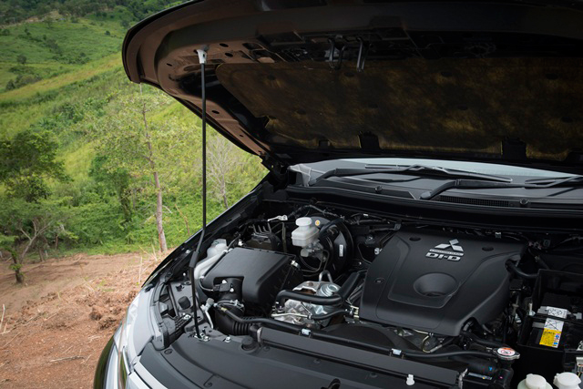 mitsubishi pajero 2015 mitsubishi pajero 2015
