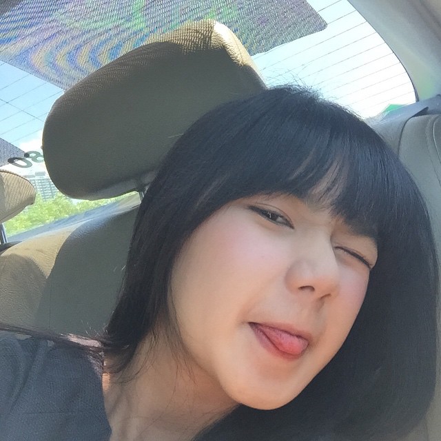 พลอย ศรนรินทร์