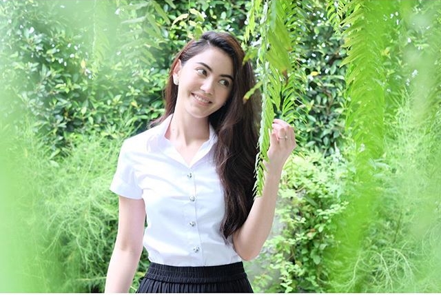 ใหม่ ดาวิกา