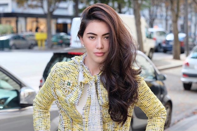 ใหม่ ดาวิกา