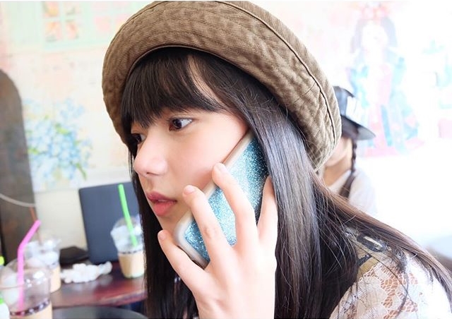 พลอย ศรนรินทร์