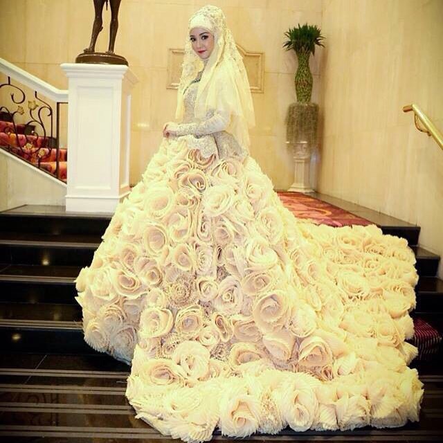 แฟชั่นโชว์ในชุดมุสลิม