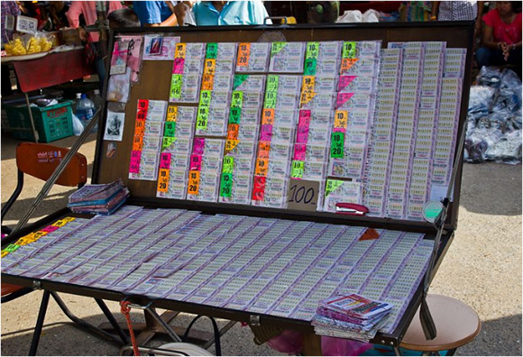 เลขเด็ดอาจารย์ดัง 30/12/58 เลขเด็ดอาจารย์ดัง 30/12/58
