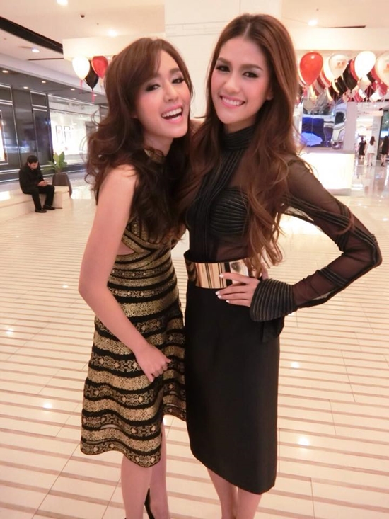 นิต้า อนิพรรณ พี่สาว แนท อนิพรณ์ มิสยูนิเวิร์สไทยแลนด์ 2015 นิต้า อนิพรรณ พี่สาว แนท อนิพรณ์ มิสยูนิเวิร์สไทยแลนด์ 2015