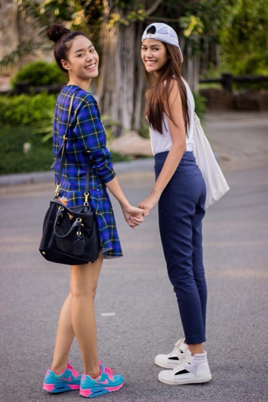 นิต้า อนิพรรณ พี่สาว แนท อนิพรณ์ มิสยูนิเวิร์สไทยแลนด์ 2015 นิต้า อนิพรรณ พี่สาว แนท อนิพรณ์ มิสยูนิเวิร์สไทยแลนด์ 2015