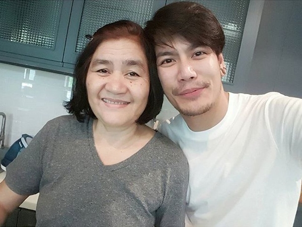 อ๊อฟ ปองศักดิ์ แต่งหญิง อ๊อฟ ปองศักดิ์ แต่งหญิง