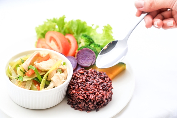 High Carb Low Fat วิถีการกินแนวใหม่ ทางเลือกเพื่อคนลดน้ำหนัก High Carb Low Fat วิถีการกินแนวใหม่ ทางเลือกเพื่อคนลดน้ำหนัก