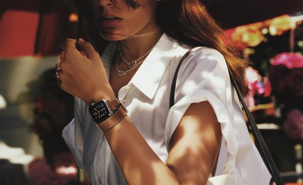 เปิดตัว Apple Watch Hermès Collection เปิดตัว Apple Watch Hermès Collection