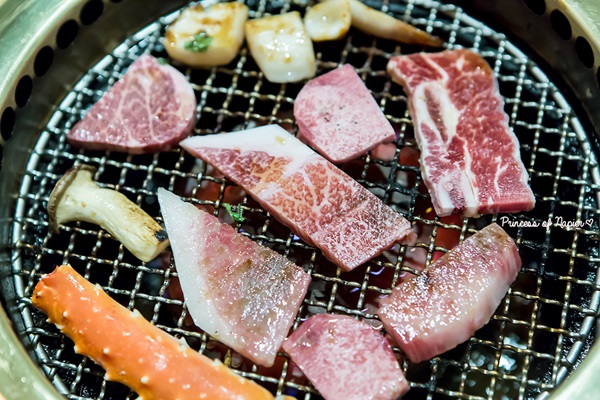 ตะลุยกินในโตเกียว อาหารคาวหวานมาครบเลย ตะลุยกินในโตเกียว อาหารคาวหวานมาครบเลย