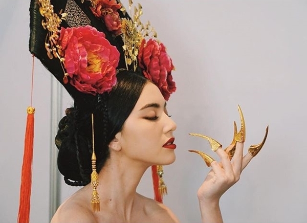 ใหม่ ดาวิกา ใหม่ ดาวิกา