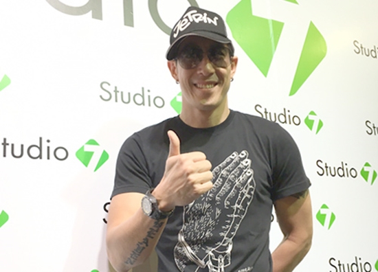 เจ เจตริน เร่งสร้างบ้าน เจ เจตริน เร่งสร้างบ้าน