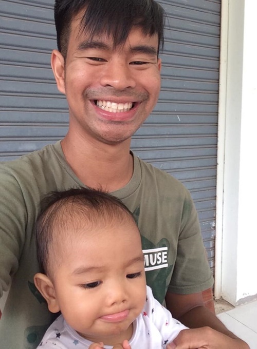 ใหม่ มือกลองวงไอน้ำ ใหม่ มือกลองวงไอน้ำ