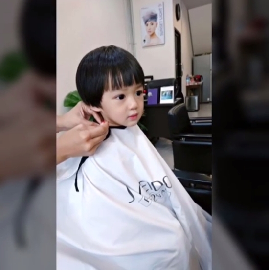 น้องณดล ลูกแม่กบ น้องณดล ลูกแม่กบ