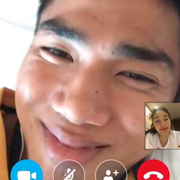 เนย ซินญอริต้า อวยพรวันเกิด เจ ชนาธิป งานนี้ เมย์ พิชญ์นาฏ แอบแซวเบา ๆ เนย ซินญอริต้า อวยพรวันเกิด เจ ชนาธิป งานนี้ เมย์ พิชญ์นาฏ แอบแซวเบา ๆ