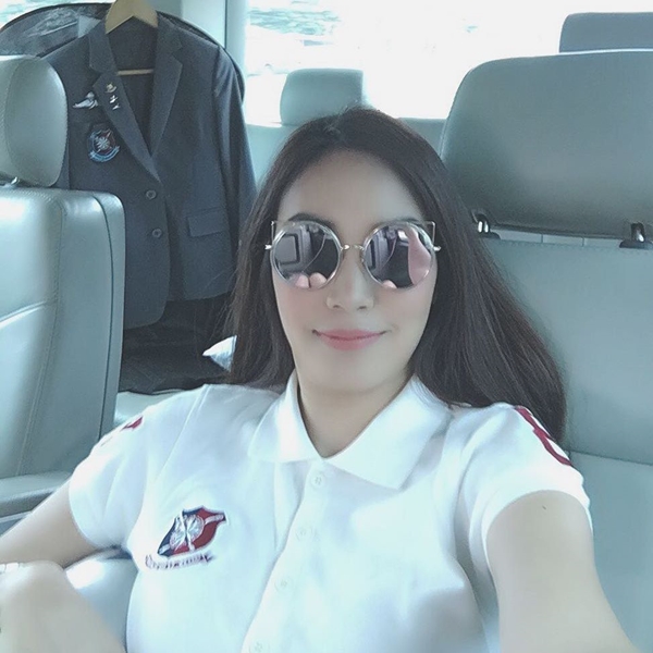 เนย ซินญอริต้า อวยพรวันเกิด เจ ชนาธิป งานนี้ เมย์ พิชญ์นาฏ แอบแซวเบา ๆ เนย ซินญอริต้า อวยพรวันเกิด เจ ชนาธิป งานนี้ เมย์ พิชญ์นาฏ แอบแซวเบา ๆ