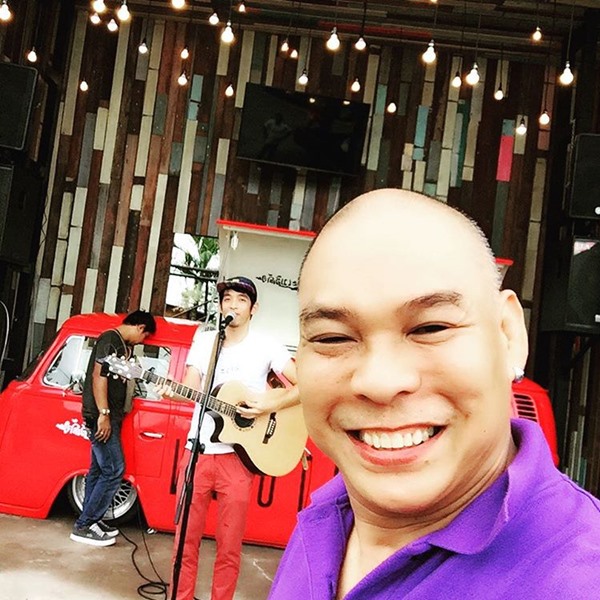 โหน่ง ชะชะช่า โหน่ง ชะชะช่า