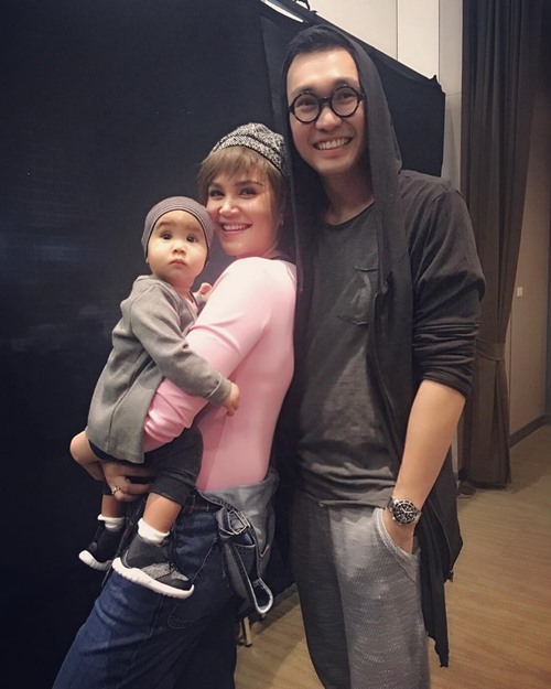 ทาทา ยัง ทาทา ยัง