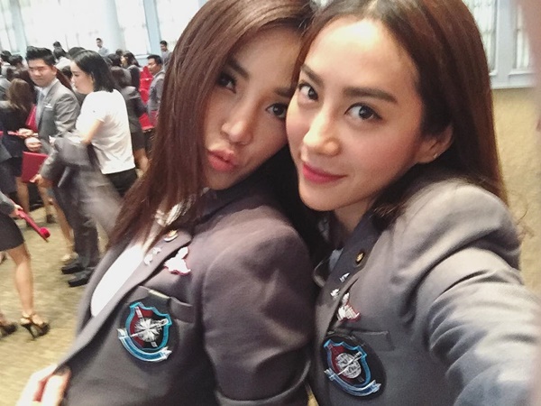 วีเจจ๋า ปลื้ม จบหลักสูตร บพส.4 วีเจจ๋า ปลื้ม จบหลักสูตร บพส.4