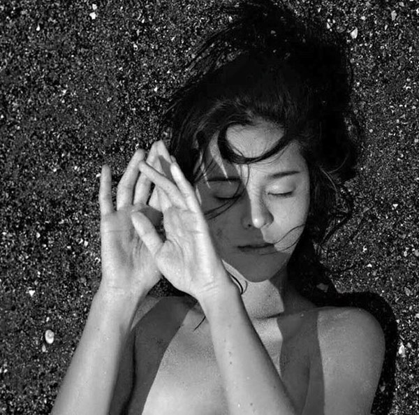 โฟโต้บุ๊ก PURE ฝีมือ จอร์จ ธาดา โฟโต้บุ๊ก PURE ฝีมือ จอร์จ ธาดา