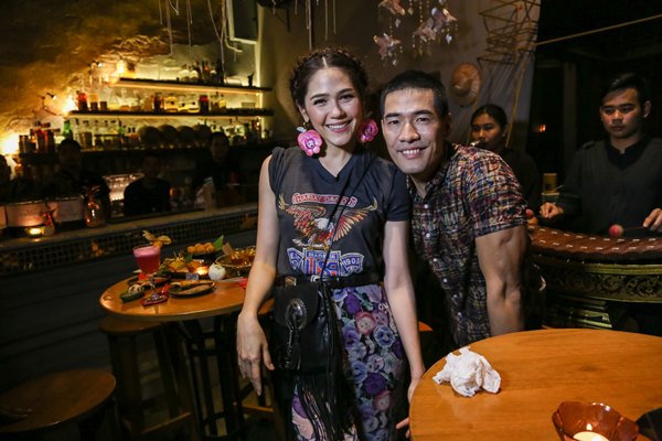 วู้ดดี้ ชวนเหล่าซุปตาร์ร่วม Live สด วู้ดดี้ ชวนเหล่าซุปตาร์ร่วม Live สด