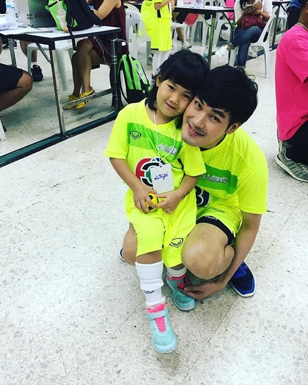 ดาราเด็ก-ลูกหลานดารา งานบอลช่อง 3 ดาราเด็ก-ลูกหลานดารา งานบอลช่อง 3