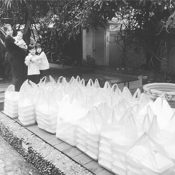 ศิลปิน-ดารา เผยความความรู้สึกที่มีต่อ พระบาทสมเด็จพระเจ้าอยู่หัว ศิลปิน-ดารา เผยความความรู้สึกที่มีต่อ พระบาทสมเด็จพระเจ้าอยู่หัว