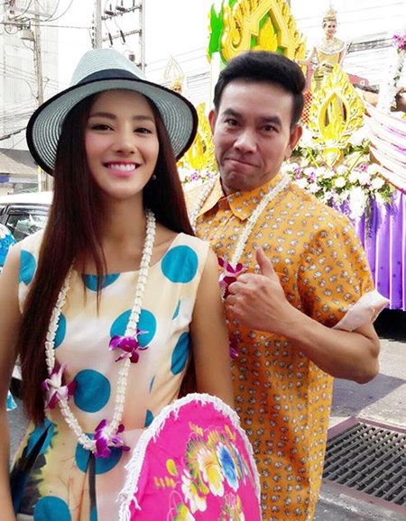 ดาราไทยเล่นน้ำวันสงการนต์ ดาราไทยเล่นน้ำวันสงการนต์