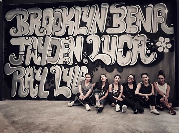 แก๊งค์นางฟ้ารวมตัว เปิดฟิตเนสใหม่ เจนี่ แก๊งค์นางฟ้ารวมตัว เปิดฟิตเนสใหม่ เจนี่