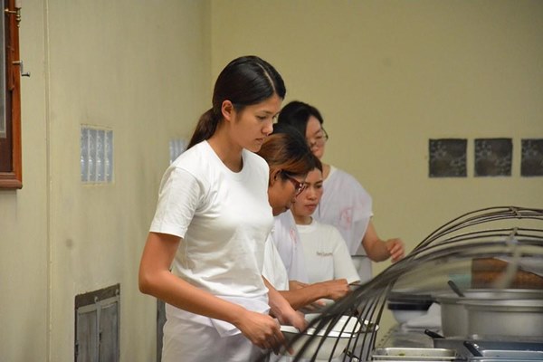 แนท อนิพรณ์ แนท อนิพรณ์