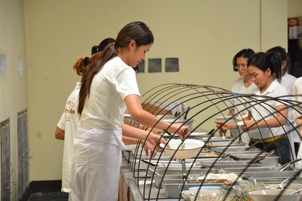 แนท อนิพรณ์ แนท อนิพรณ์