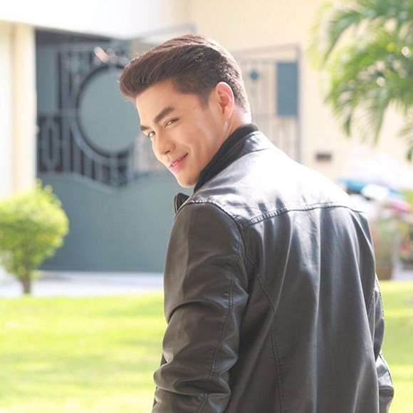 เพ็ชร ฐกฤต เพ็ชร ฐกฤต