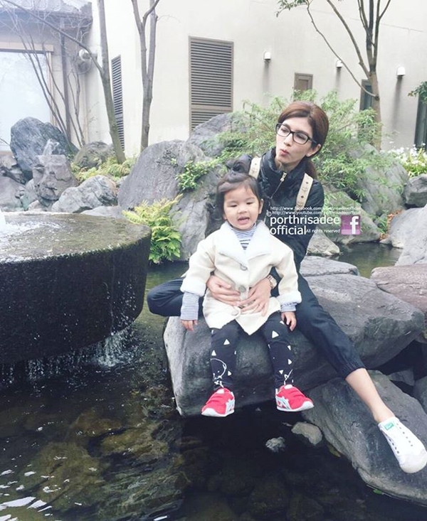 น้องมะลิ เที่ยวญี่ปุ่น น้องมะลิ เที่ยวญี่ปุ่น