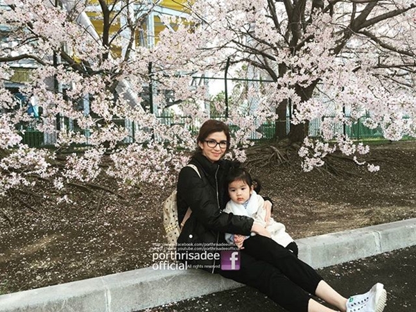 น้องมะลิ เที่ยวญี่ปุ่น น้องมะลิ เที่ยวญี่ปุ่น