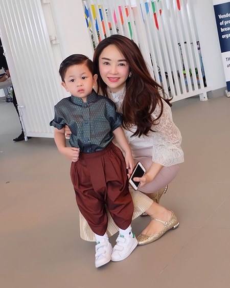 น้องโปรด ลูกแม่เป้ย น้องโปรด ลูกแม่เป้ย